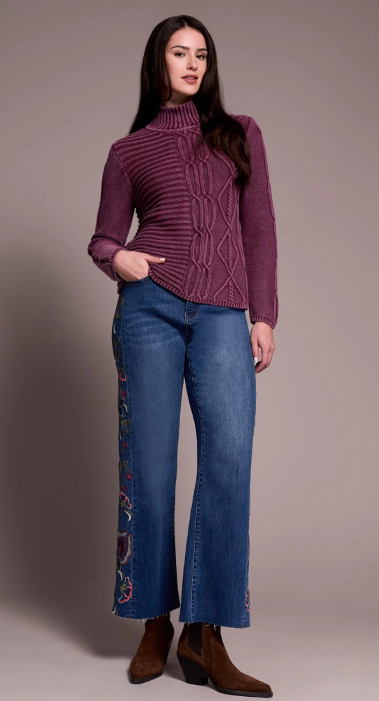Mock Neck Sweater W/Special Wash